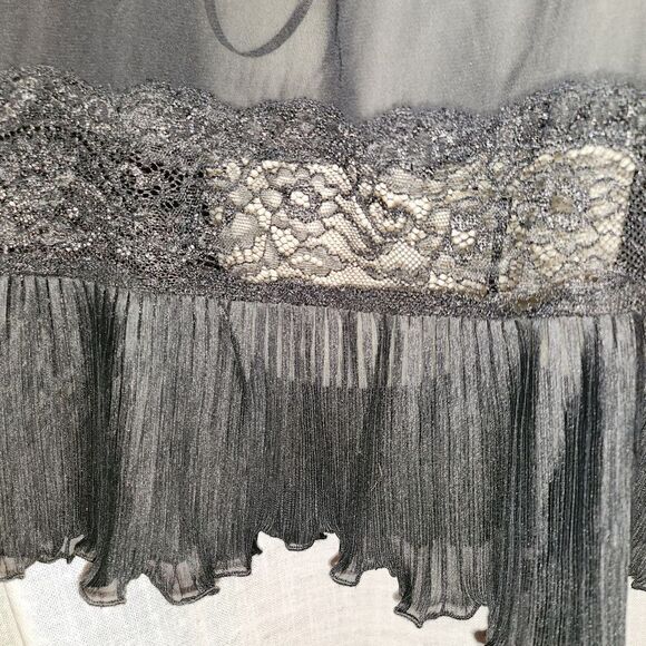 Linea Donatella Black Lace Nighty - Picture 4 of 5